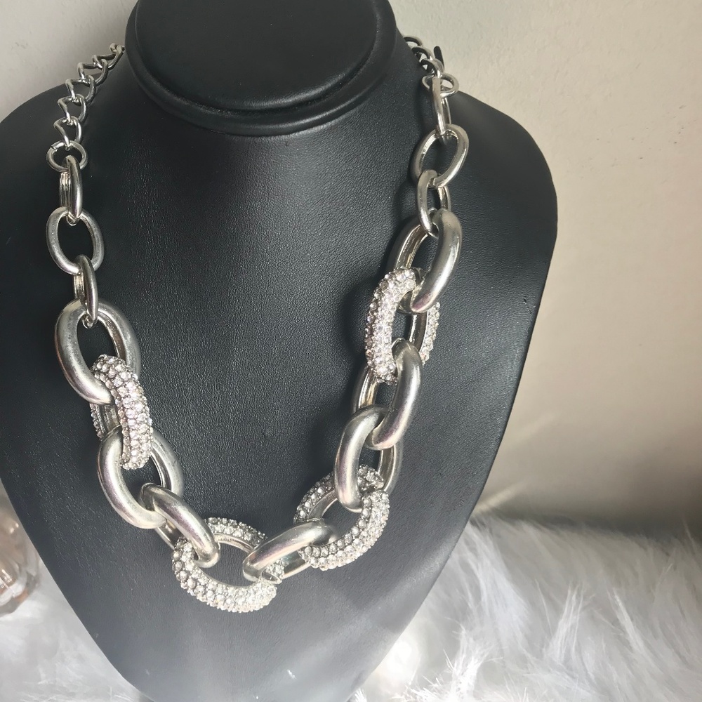 Jeweled Chain Necklace
